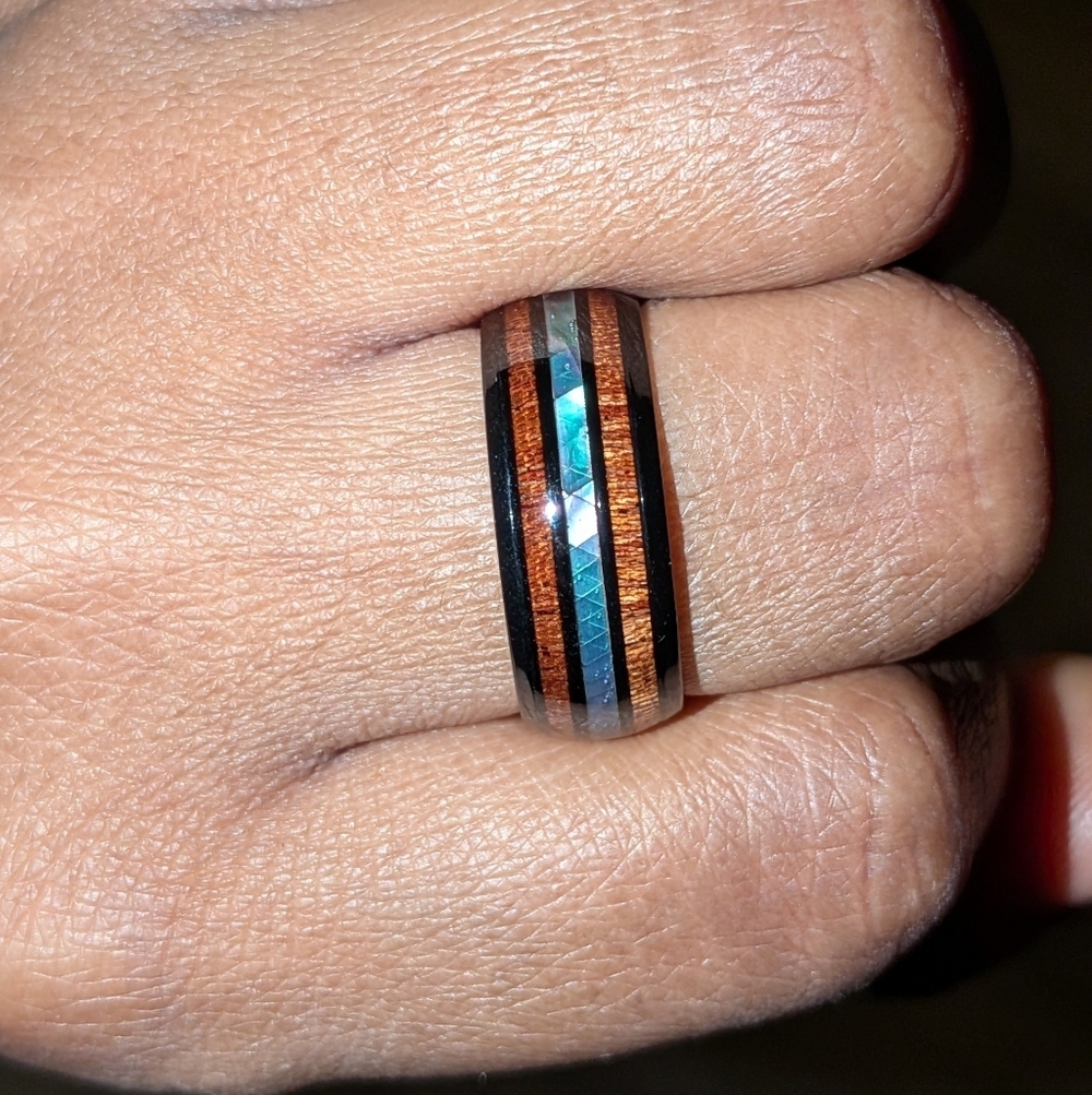 Men's edgy wood grain ring sz 7